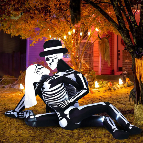 Giant halloween - giant,